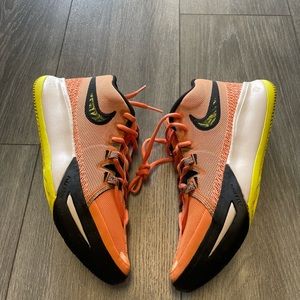 NEW Nike Kyrie Flytrap VI 6 Mens Orange Yellow Basketball Shoes DM1125-800